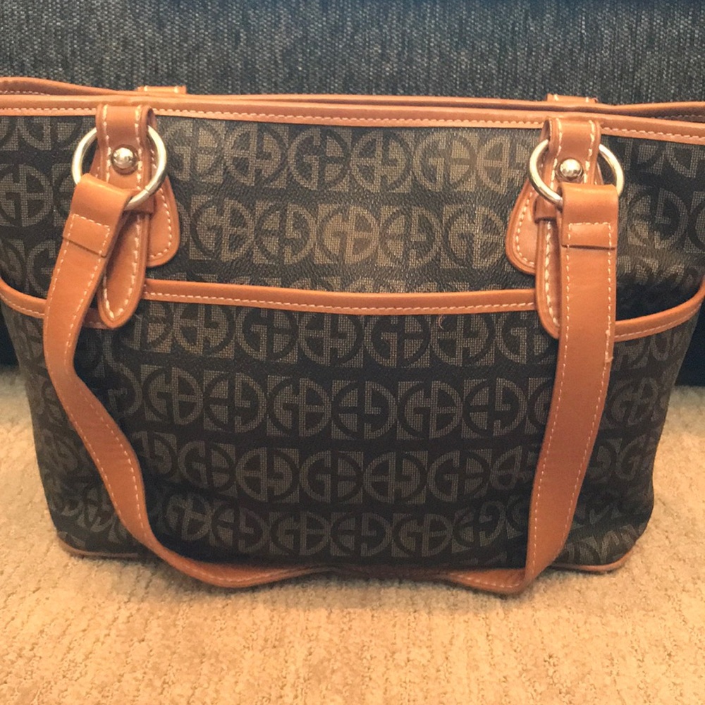 Giani Bernini Block Signature Tote - image 3